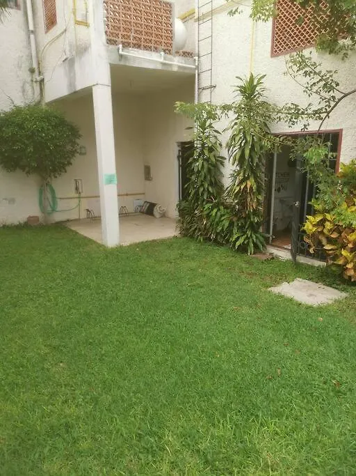 Comfortable And Central Cancun Apartment Mexico